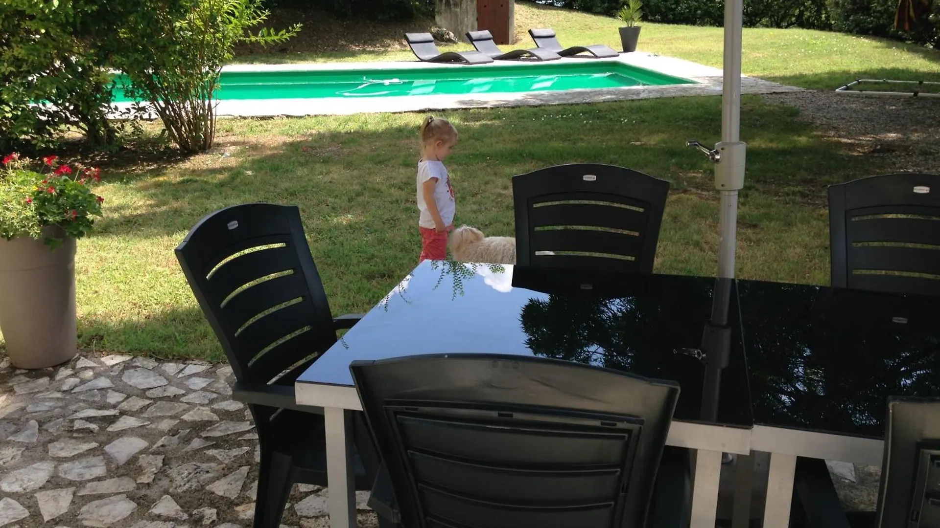 Gite 4 Couchages Piscine Privee Roquecor Frankrijk
